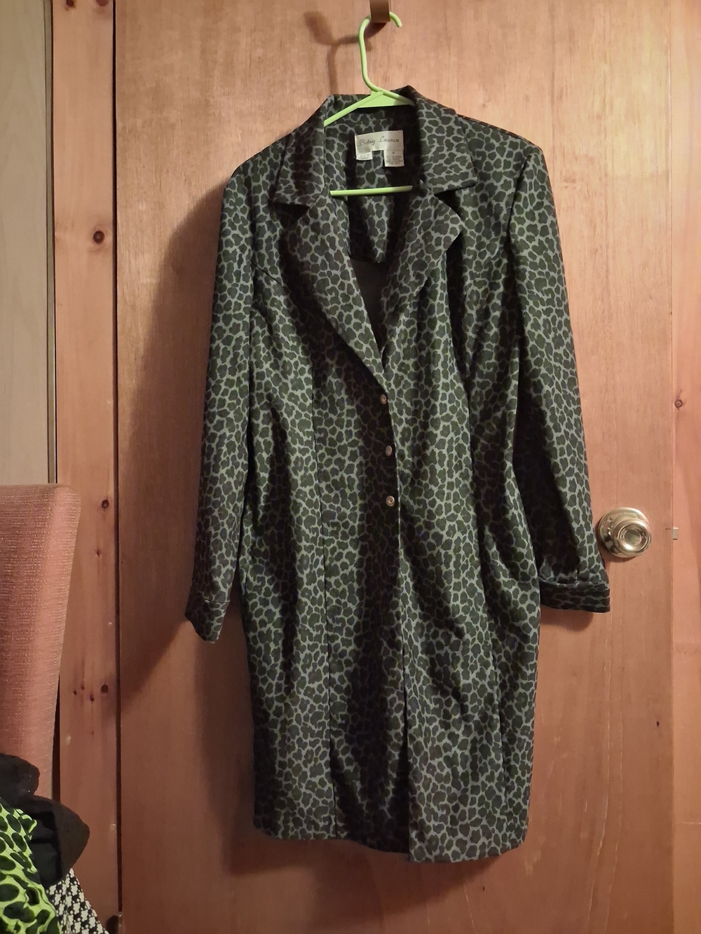 Long Leopard-Print Trench Coat in Black And Grey